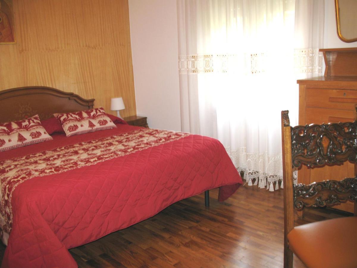 B&B Gli Scoiattoli Рокка-ді-Меццо Екстер'єр фото